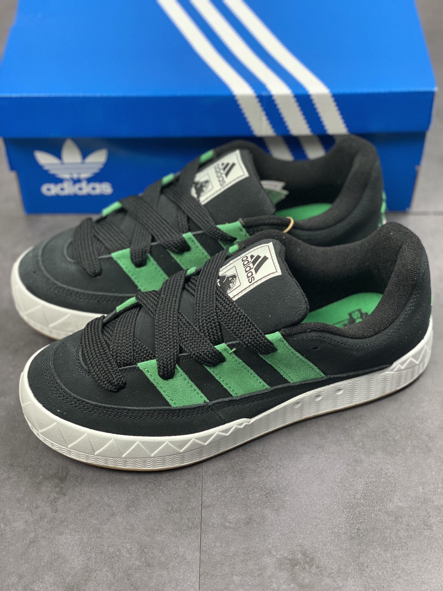 Adidas Adimatic Low Martic series low -gang retro shark bread casual sports skate shoes HQ3936