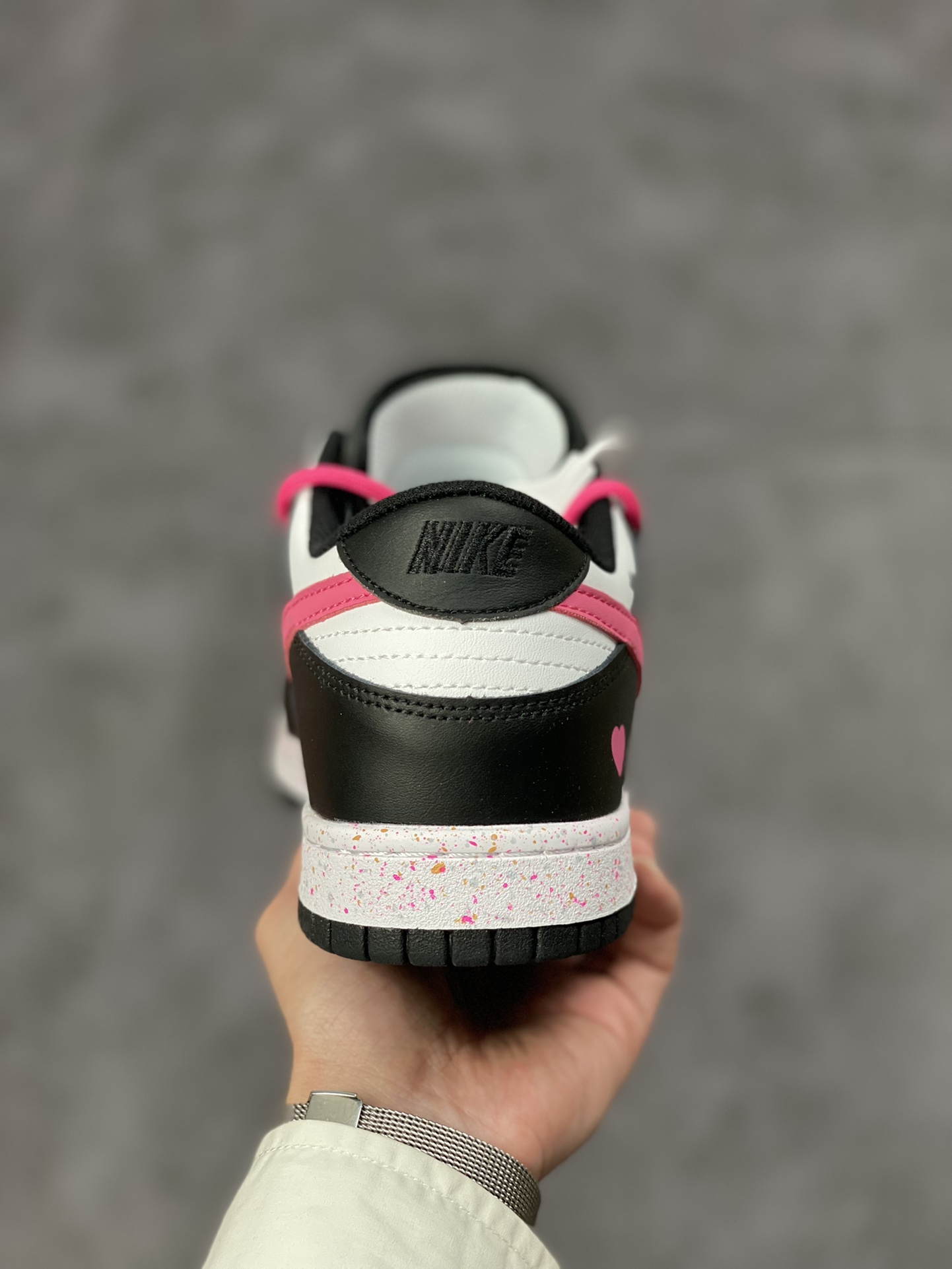 NIKE SB Dunk Low black and pink straps FD4623-131-1