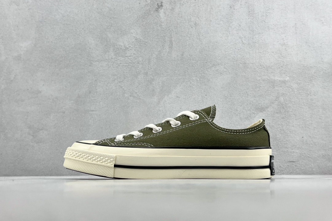 100 Converse 1970s Chuck Taylor all star