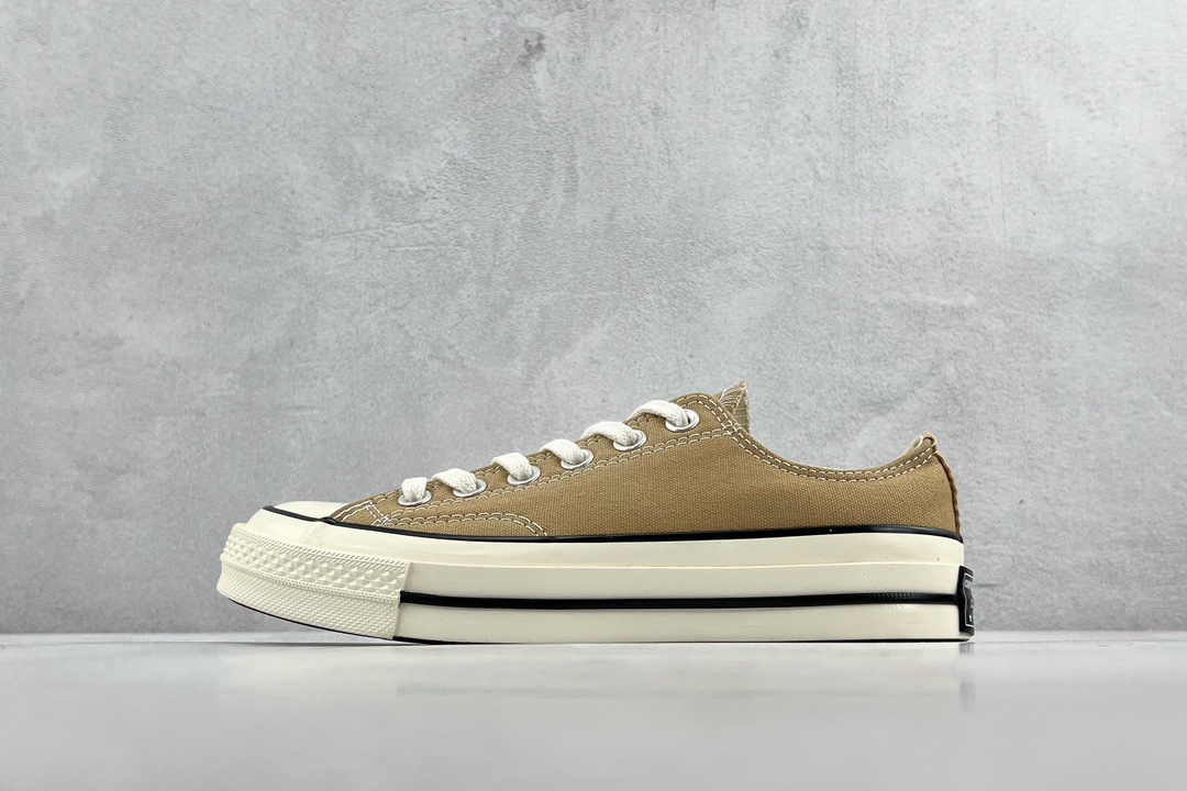 100 Converse 1970s Chuck Taylor all star