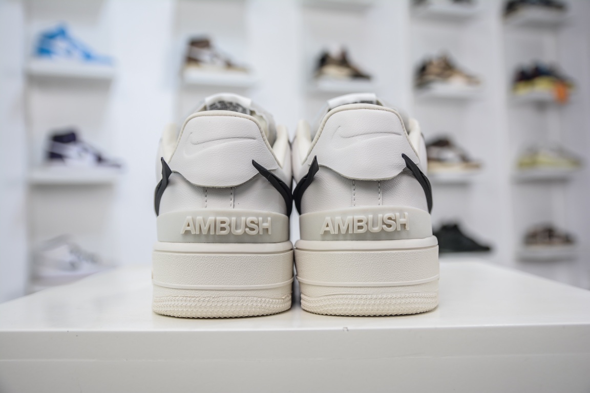220 Air Force 1 Low  DV3464-002
