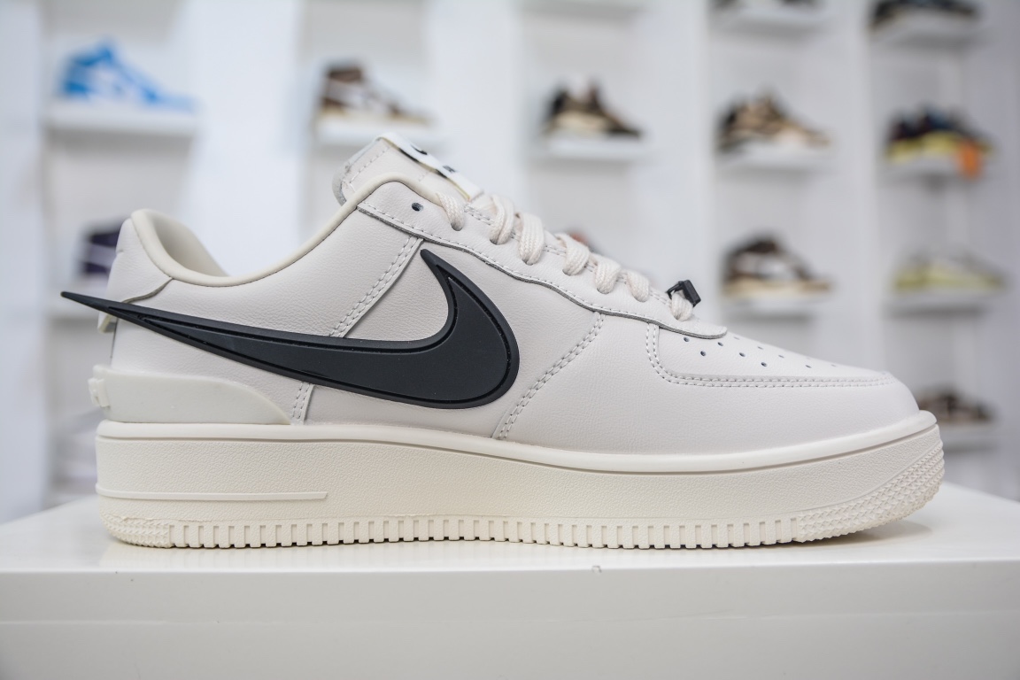 220 Air Force 1 Low  DV3464-002
