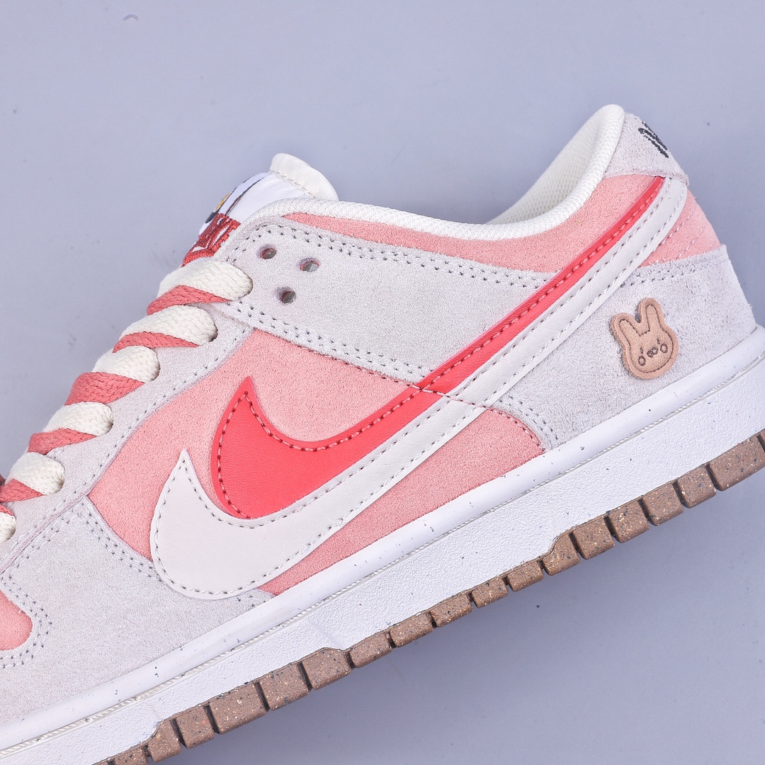 220 K版Nike SB Dunk Low 兔年限定双勾Swoosh 出品  DO9457-100