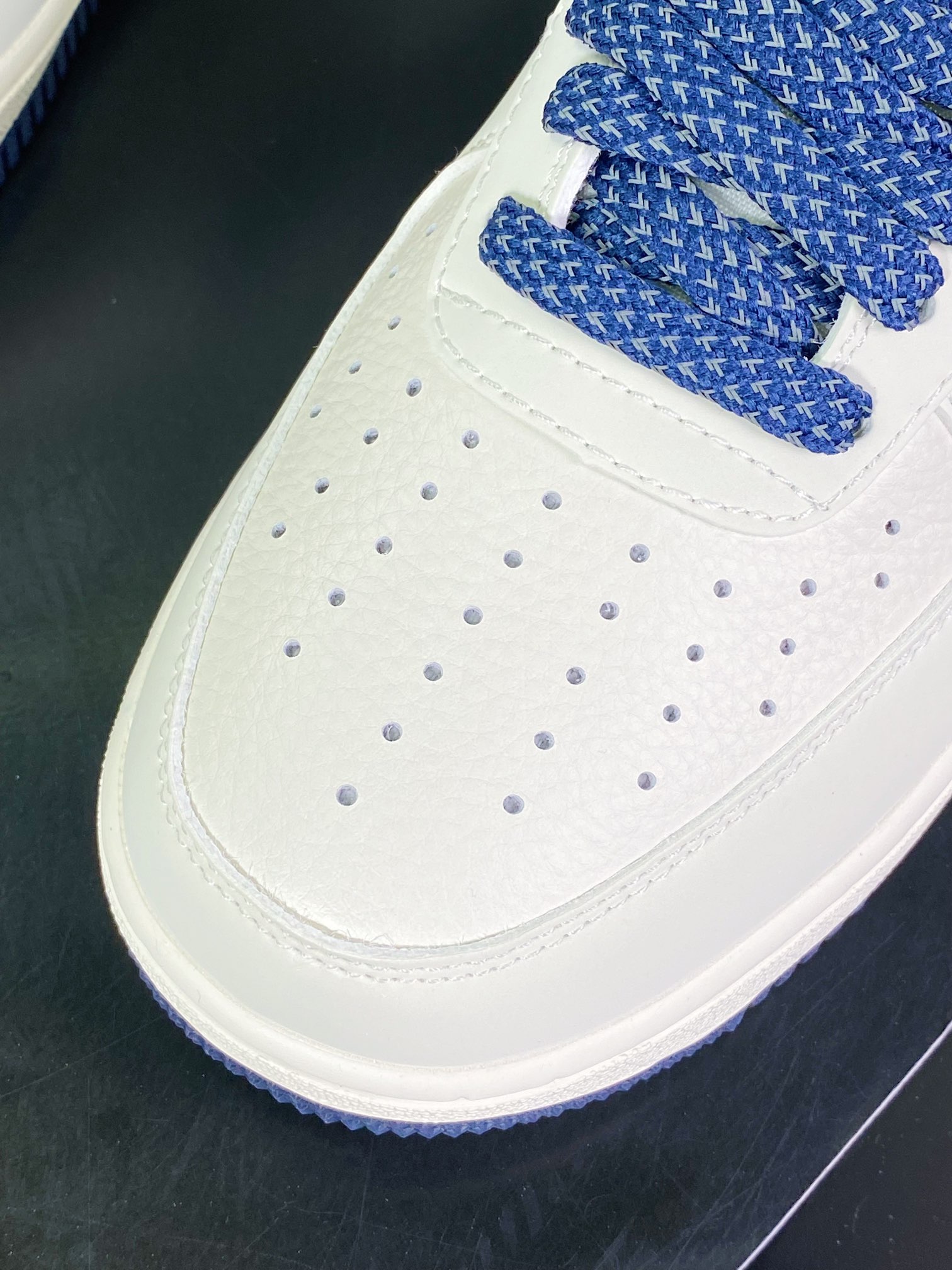 240 Air Force 1’07 Low"Beige White/Royal Blue Reflective"空军一号经典低帮板鞋“皮革米白深蓝3M反光叠钩”GL6835-003