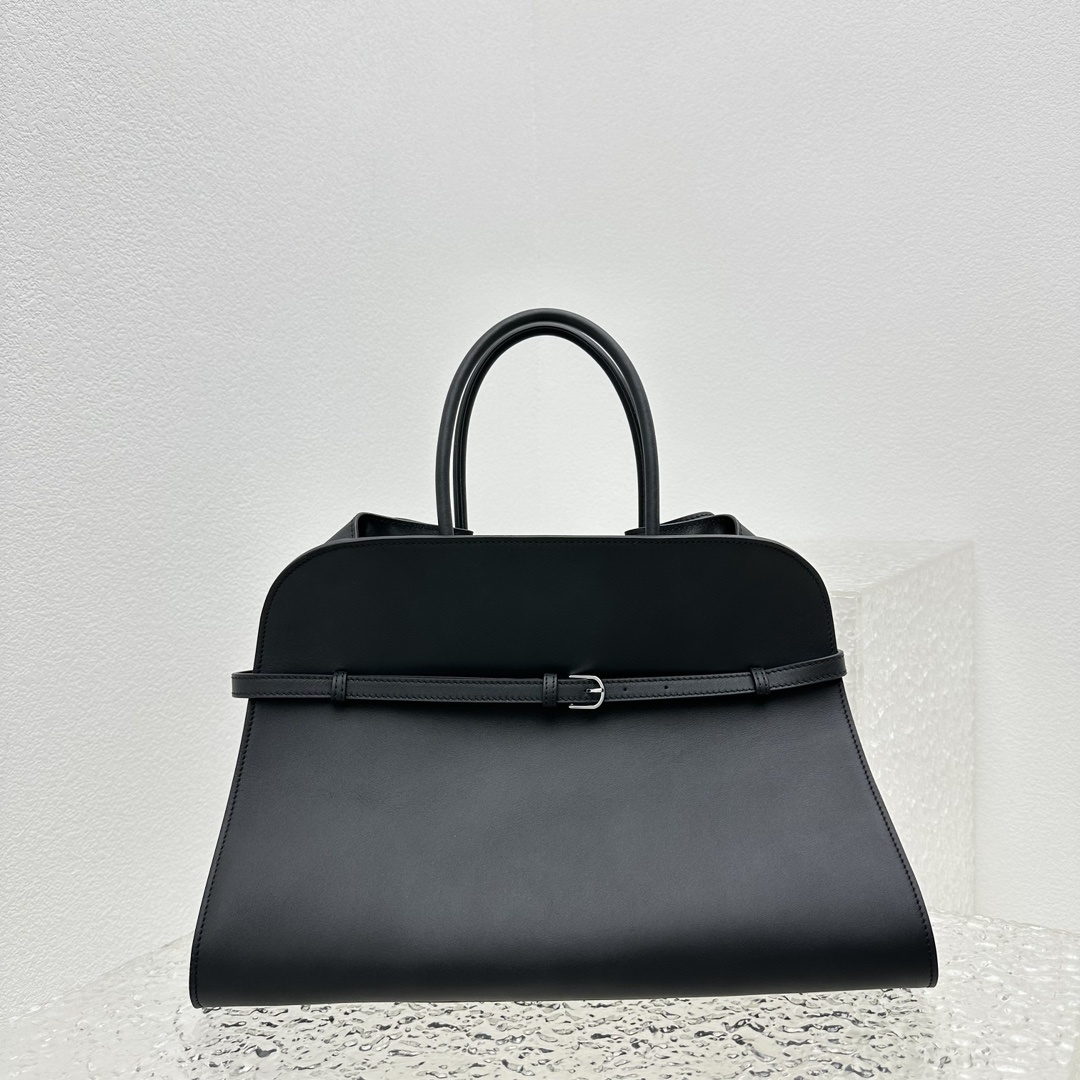 全皮黑新款beltMargaux15系列简洁大方的美又令人沦陷其中很适合秋冬的搭配毛衣或大衣复古配色彰显