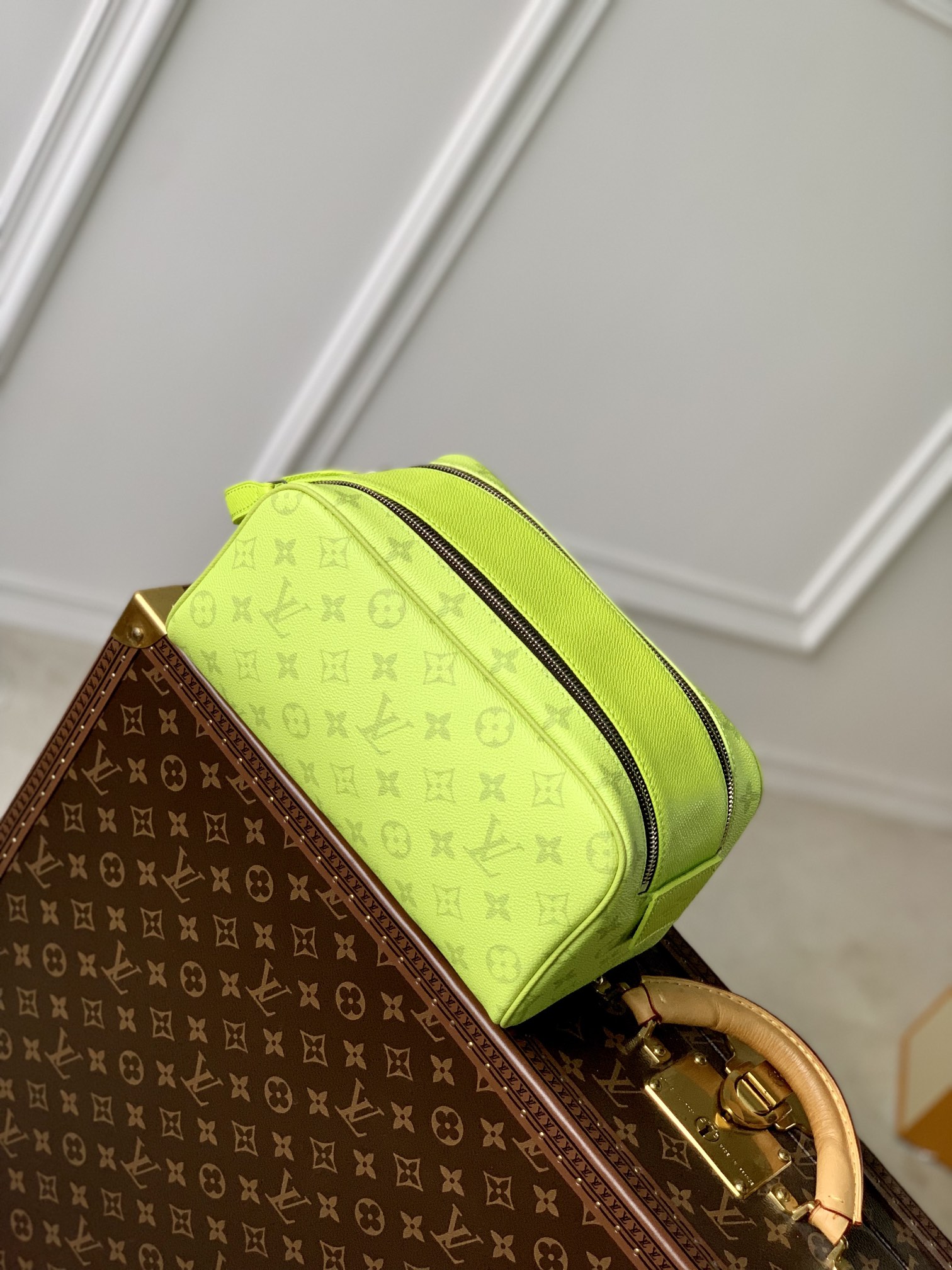 Louis Vuitton Clutches & Pouch Bags Monogram Canvas Cowhide M10144