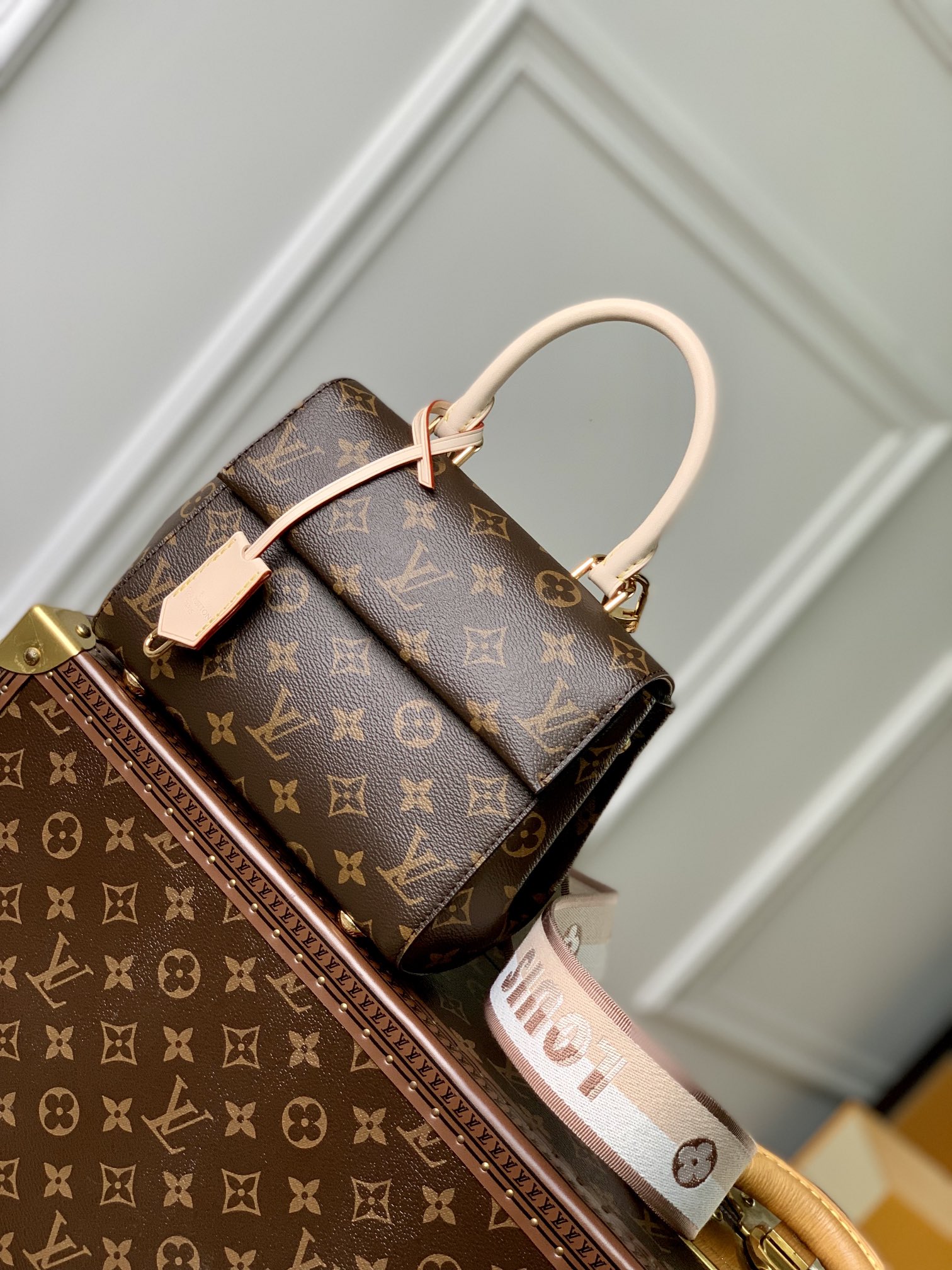 What’s the best place to buy replica
 Louis Vuitton LV Cluny Bags Handbags Mini M46055