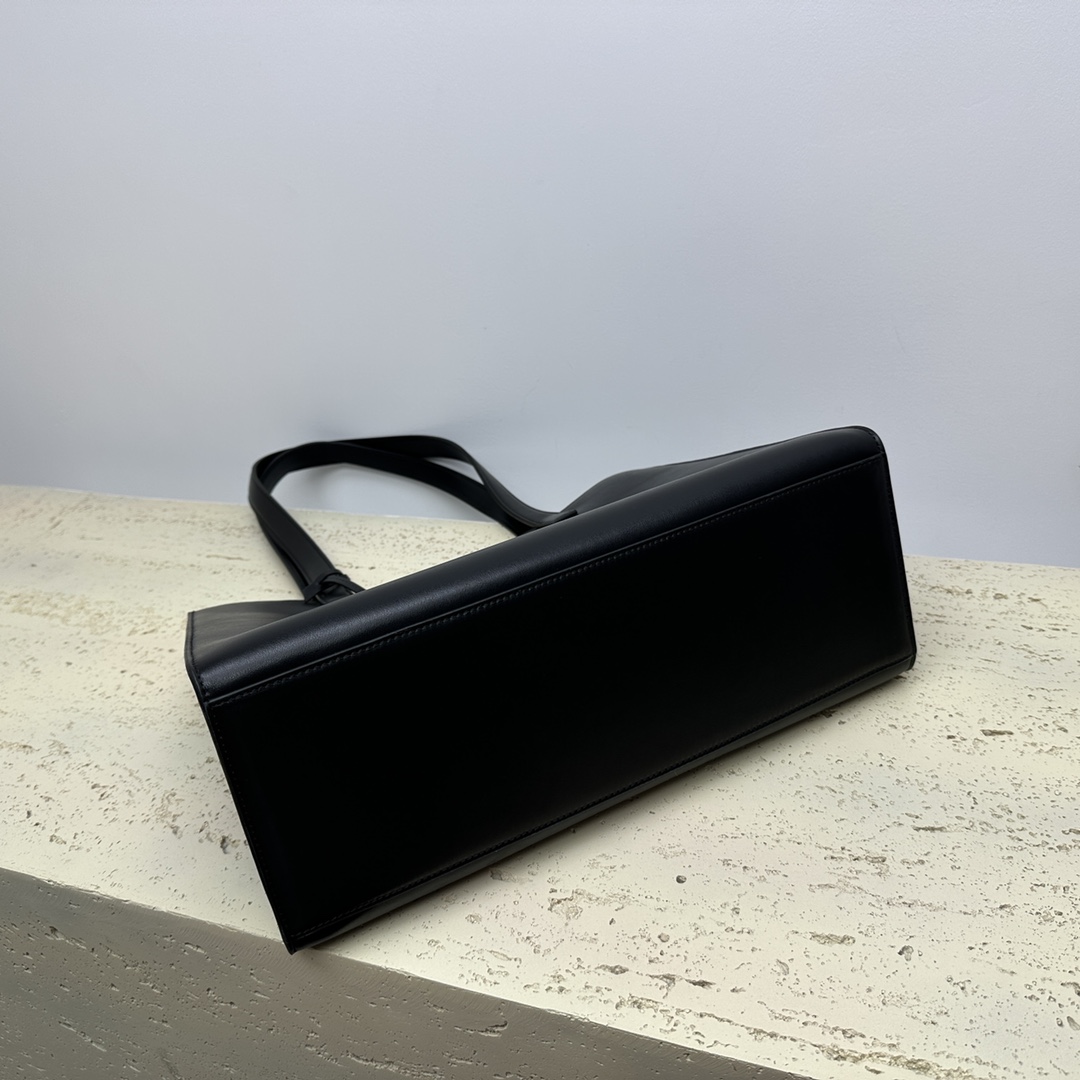 CABAS16光滑牛皮革手袋新品15X11X5英寸37X29X12厘米本款型可装下IPAD等平板电脑牛皮