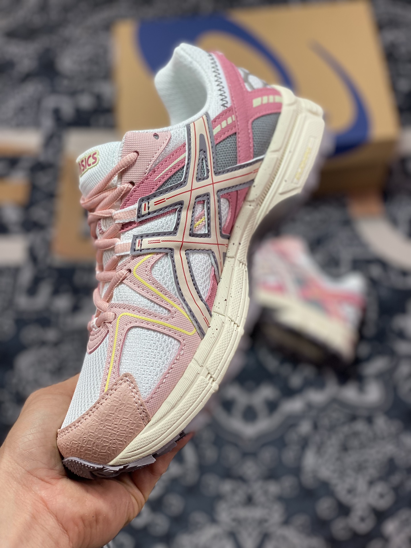 200 Asics Gel-Kahana 8 系列 粉 亚瑟士经典户外跑鞋 1012A978