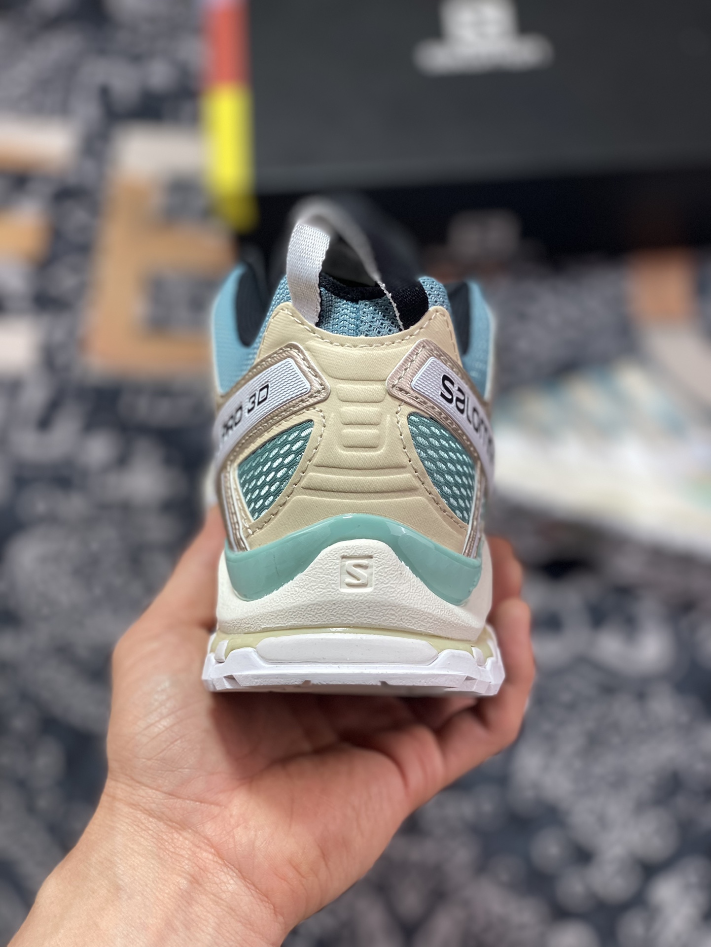 320 萨洛蒙/Salomon XT-Quest ADV”Trellis/Bleached Sand/Tanager Turquoise”XT探索者跑步鞋“灰蓝香槟金白”413148