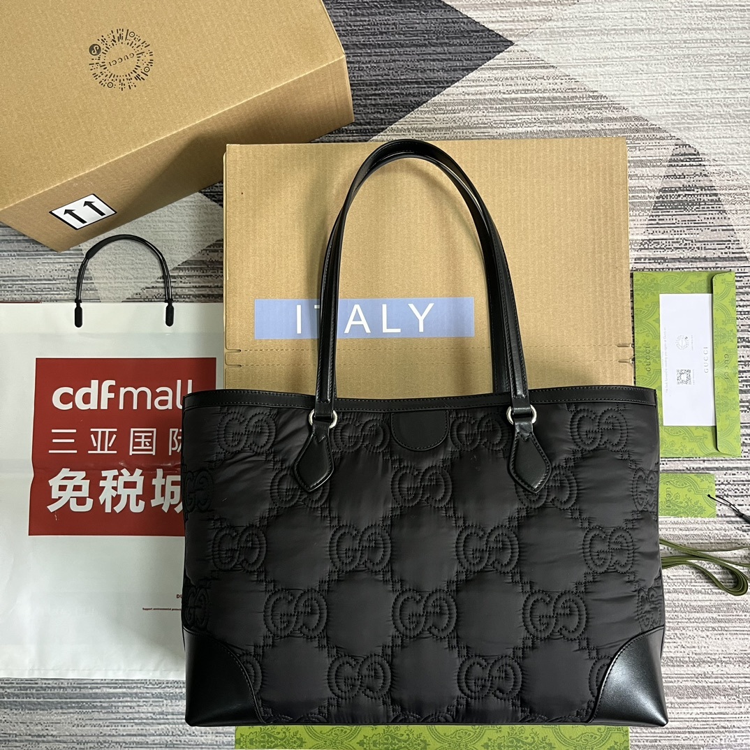 配全套包装️GG图案和条纹织带这两种品牌重要设计元素融合成全新搭配OPhidia世界的演化之路从未止息每