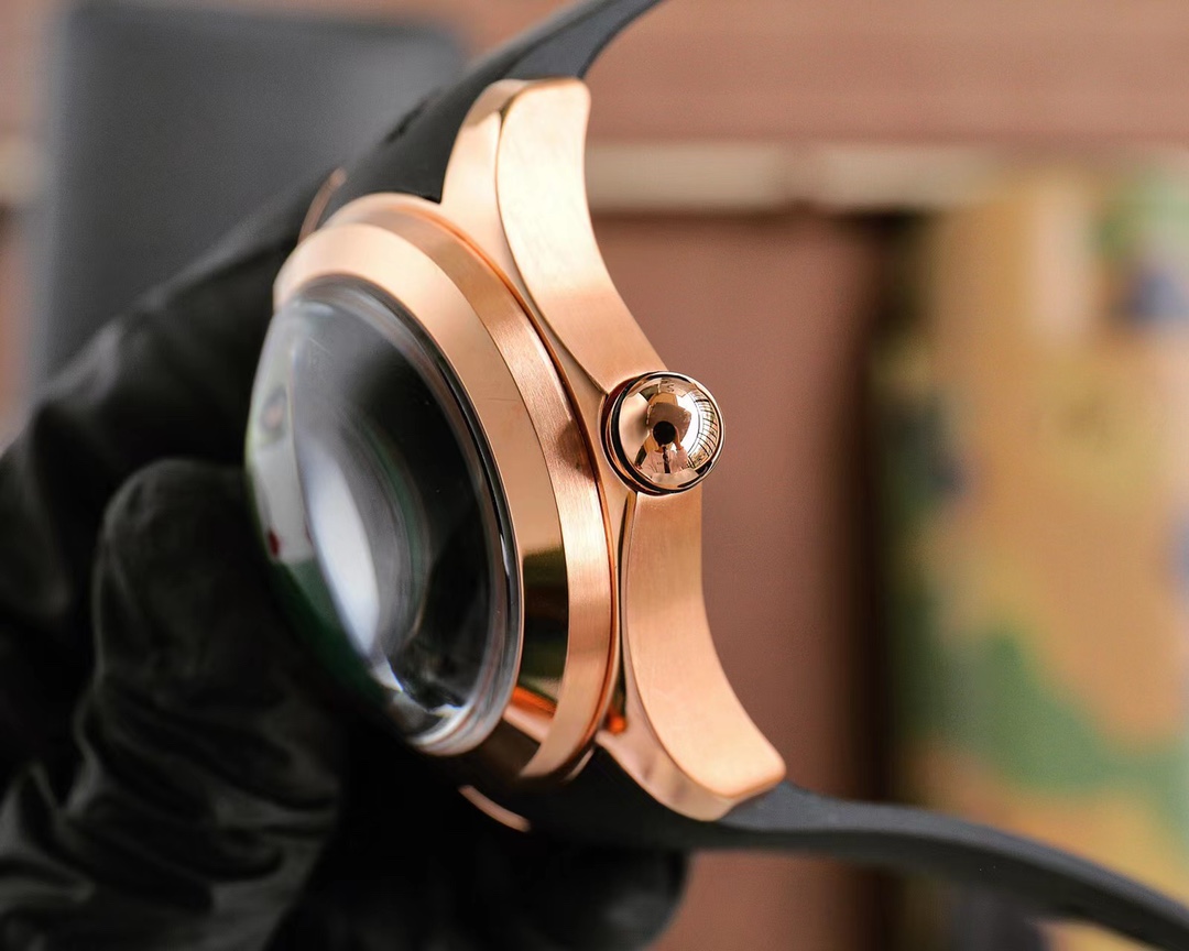 Corum Quincón Buffalo Series: Realizing God’s Vision of Earth from Space - 图片 4