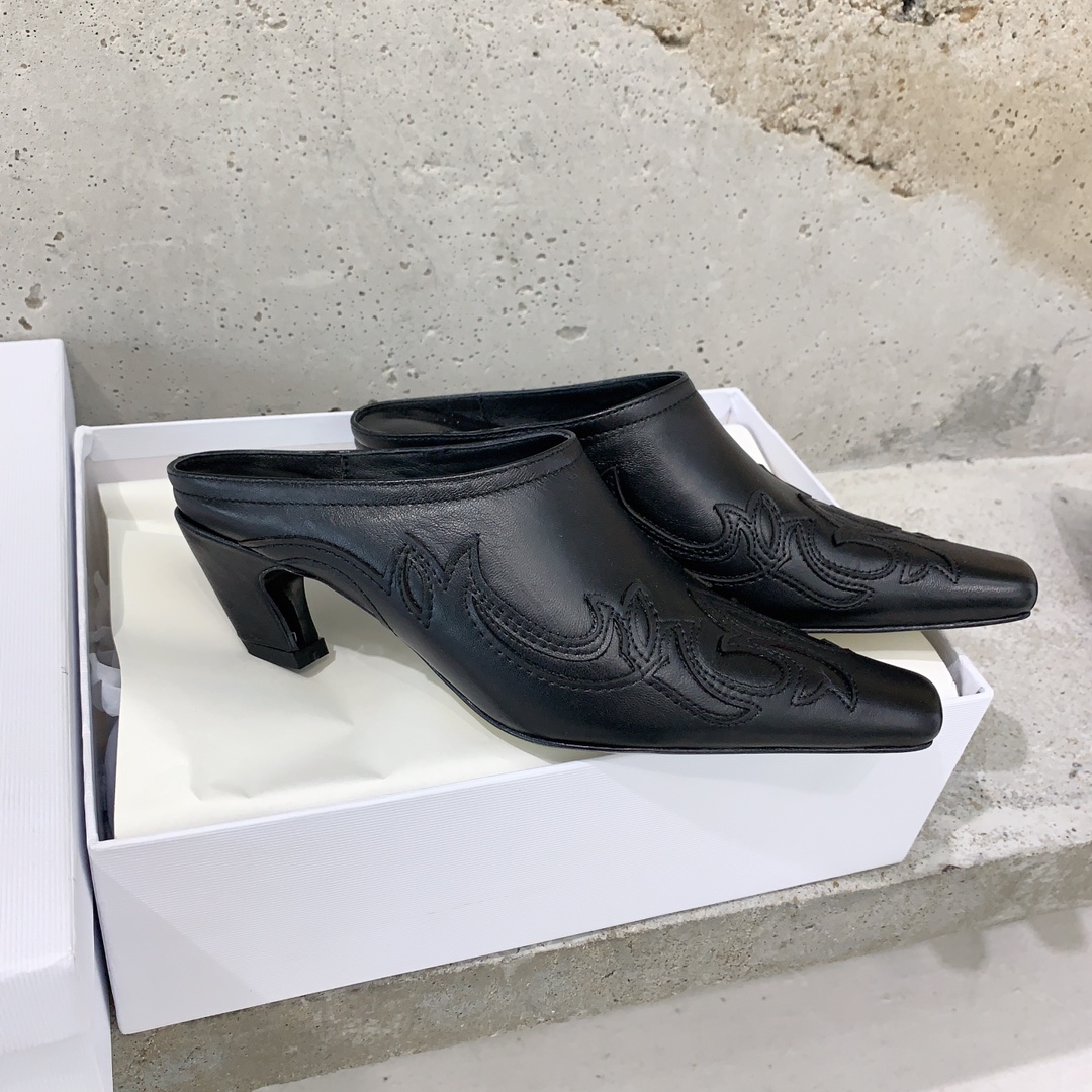 Khaite 2023 Collection: Stylish High-Heeled Slippers for Women with True Beauty - 图片 5