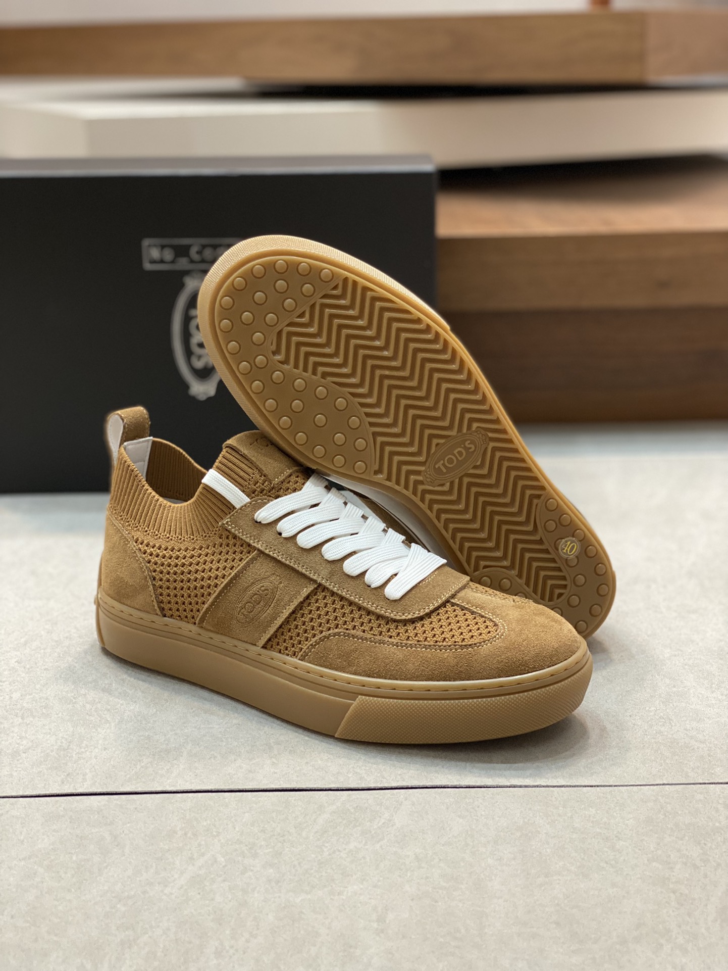 Factory Price Tods Men's Flyweave Patchwork SneakersLa zapatilla deportiva TOD'S es una llamativa no