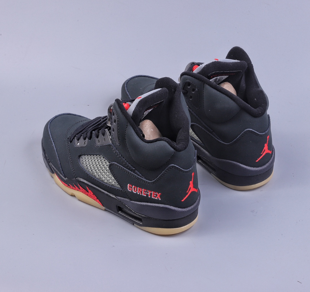 260 Air Jordan 5 gore-tex ”off-noir”黑红 中底侧面带有战斗机的鲨鱼牙齿纹路 DR0092-001