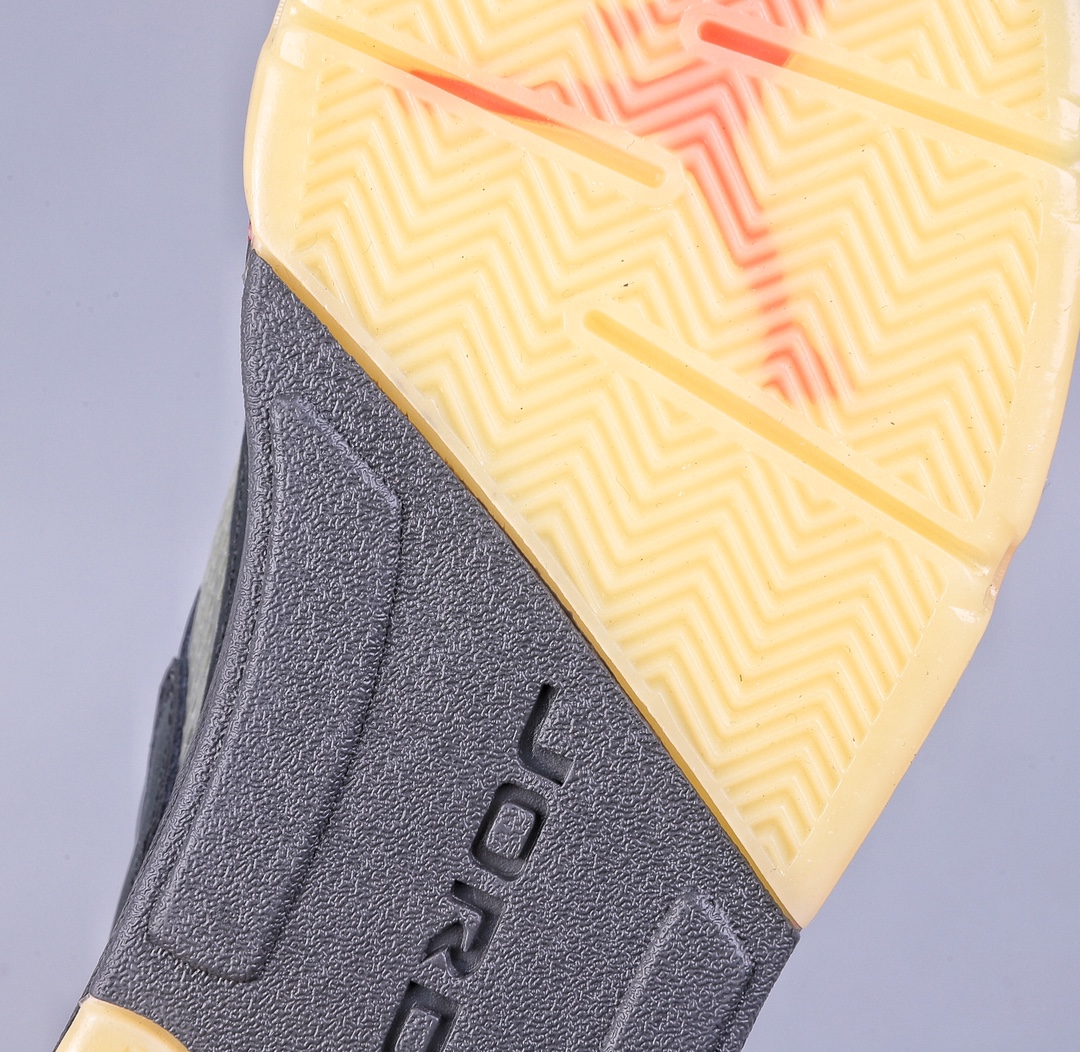 260 Air Jordan 5 gore-tex ”off-noir”黑红 中底侧面带有战斗机的鲨鱼牙齿纹路 DR0092-001