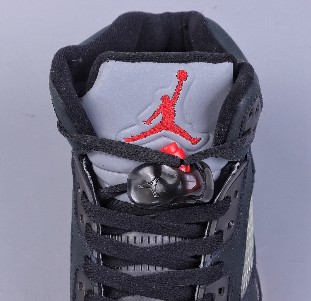 260 Air Jordan 5 gore-tex ”off-noir”黑红 中底侧面带有战斗机的鲨鱼牙齿纹路 DR0092-001
