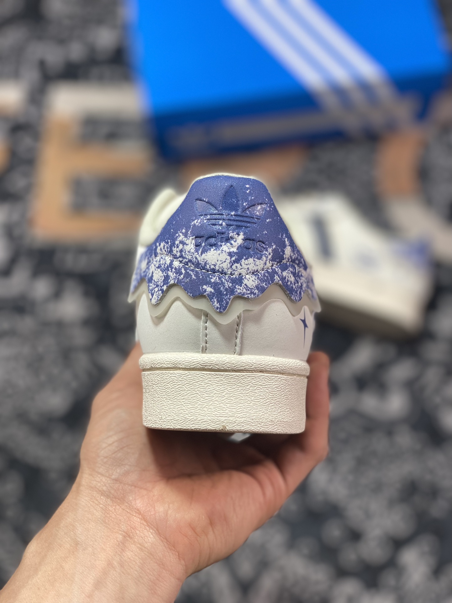 Originals Superstar ”Milk White/Blue ink” shell toe series low-top sneakers ”Milk White Lace Ink Blue Universe Graffiti” GW4441