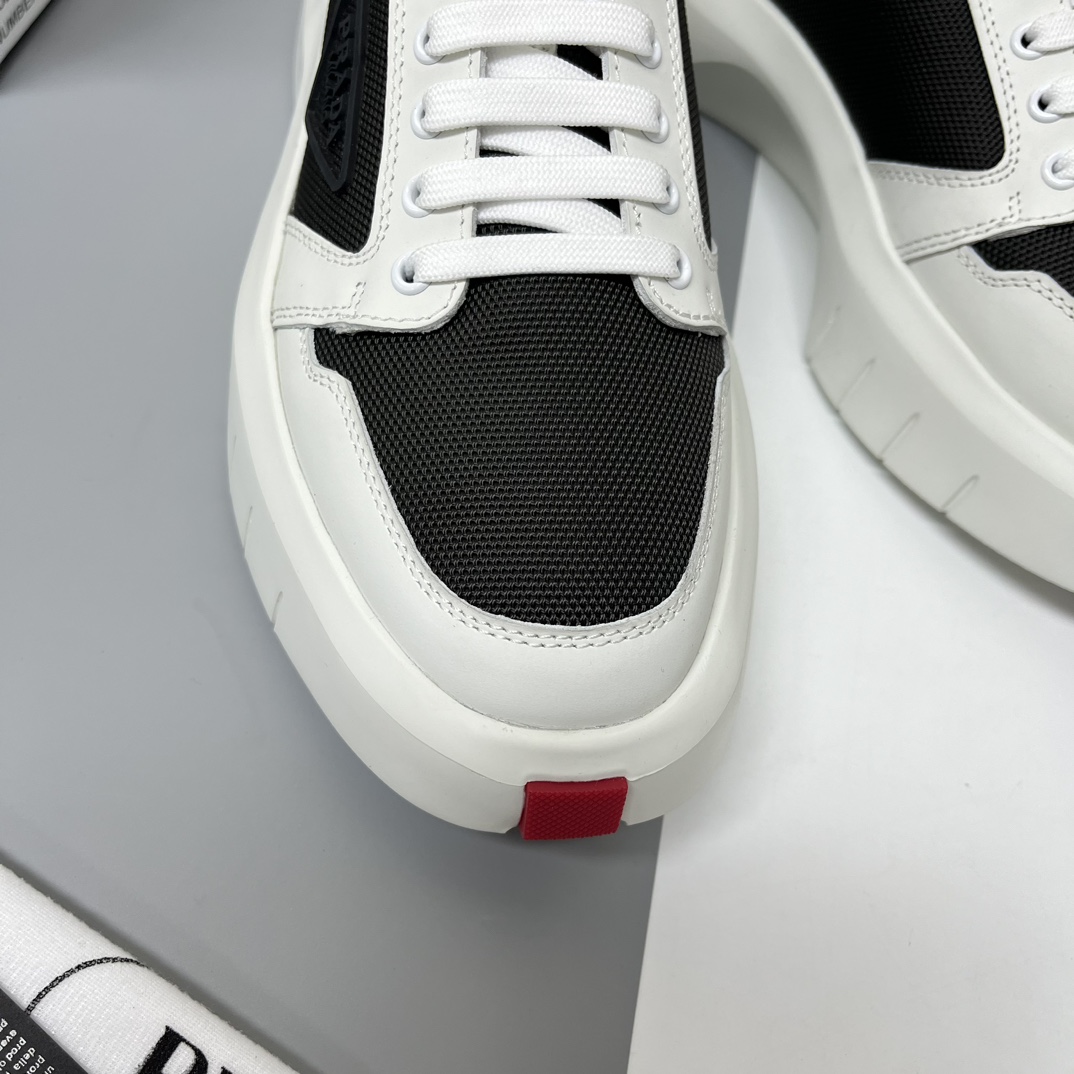 Prada Style Black Leather Men's Shoes style reference detail image 7 from source 781930