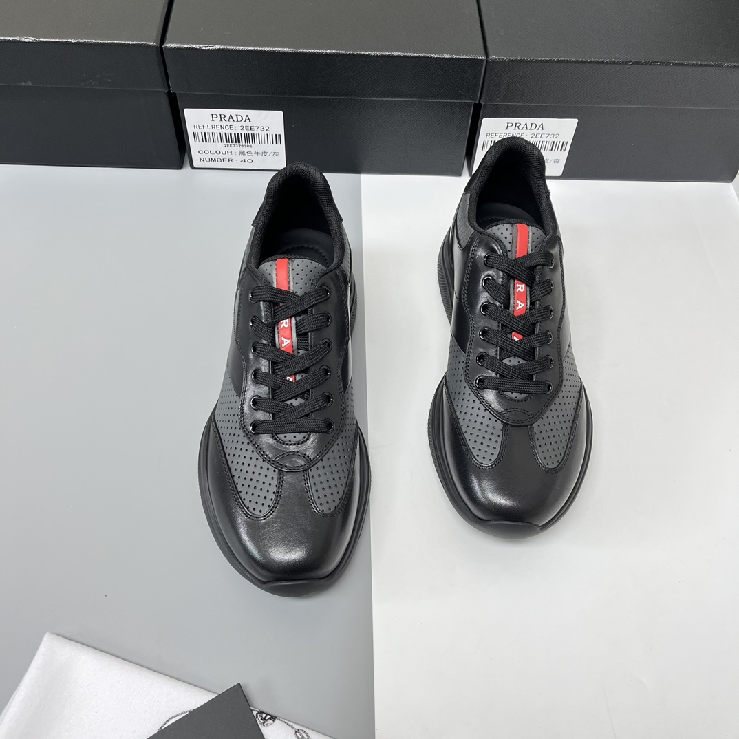 Replica di alta qualità 1: 1
 Prada Scarpe Oxford Nero Bianco Pelle bovina Cuoio genuino Gomma Casual