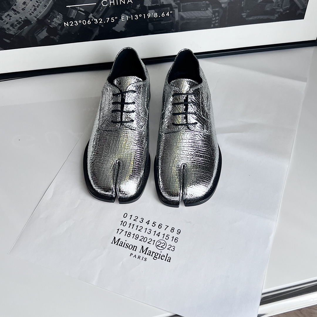 NO:237783,Crack silver calf, split toe shoes19860909爆裂纹银色小牛,分趾鞋,Women's Shoes