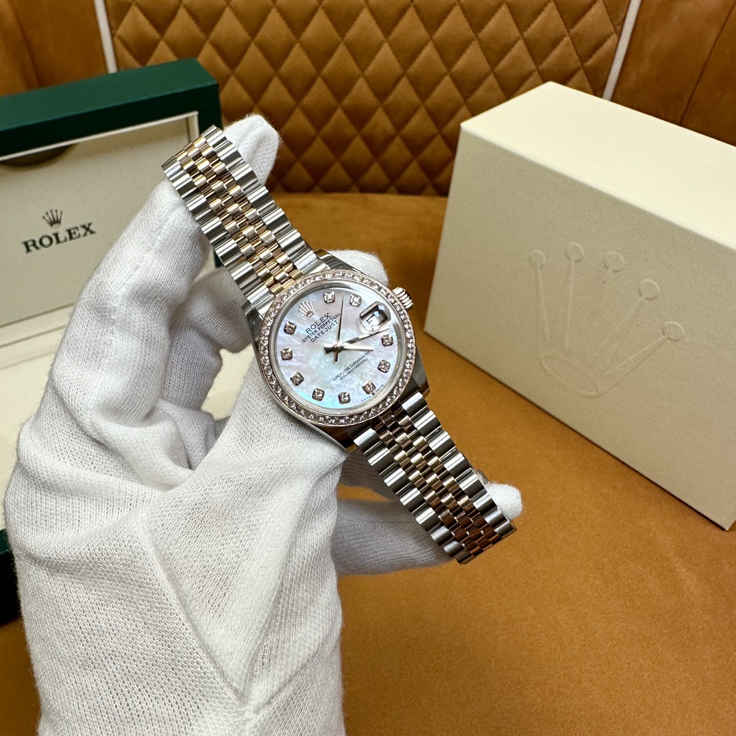 Rolex Datejust Knockoff
 Watch White Set With Diamonds Automatic Mechanical Movement