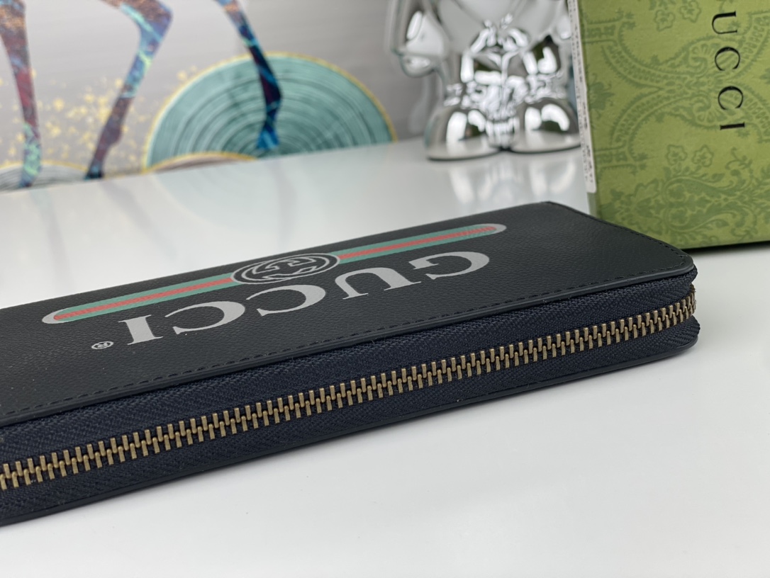 Gucci wallet Navy casual