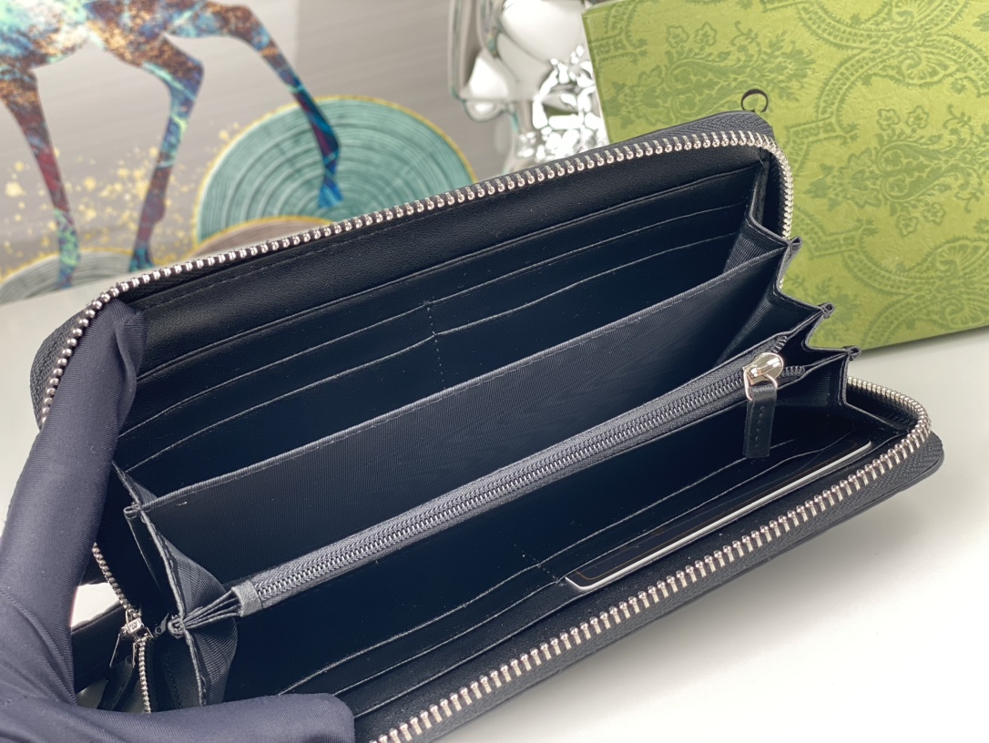 Gucci Signature Web Zip Around Wallet Black Standard everyday