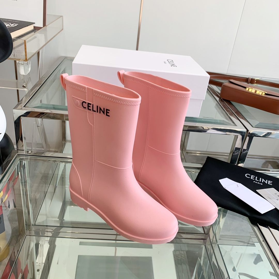 Celine雨靴新色21FW走秀最新