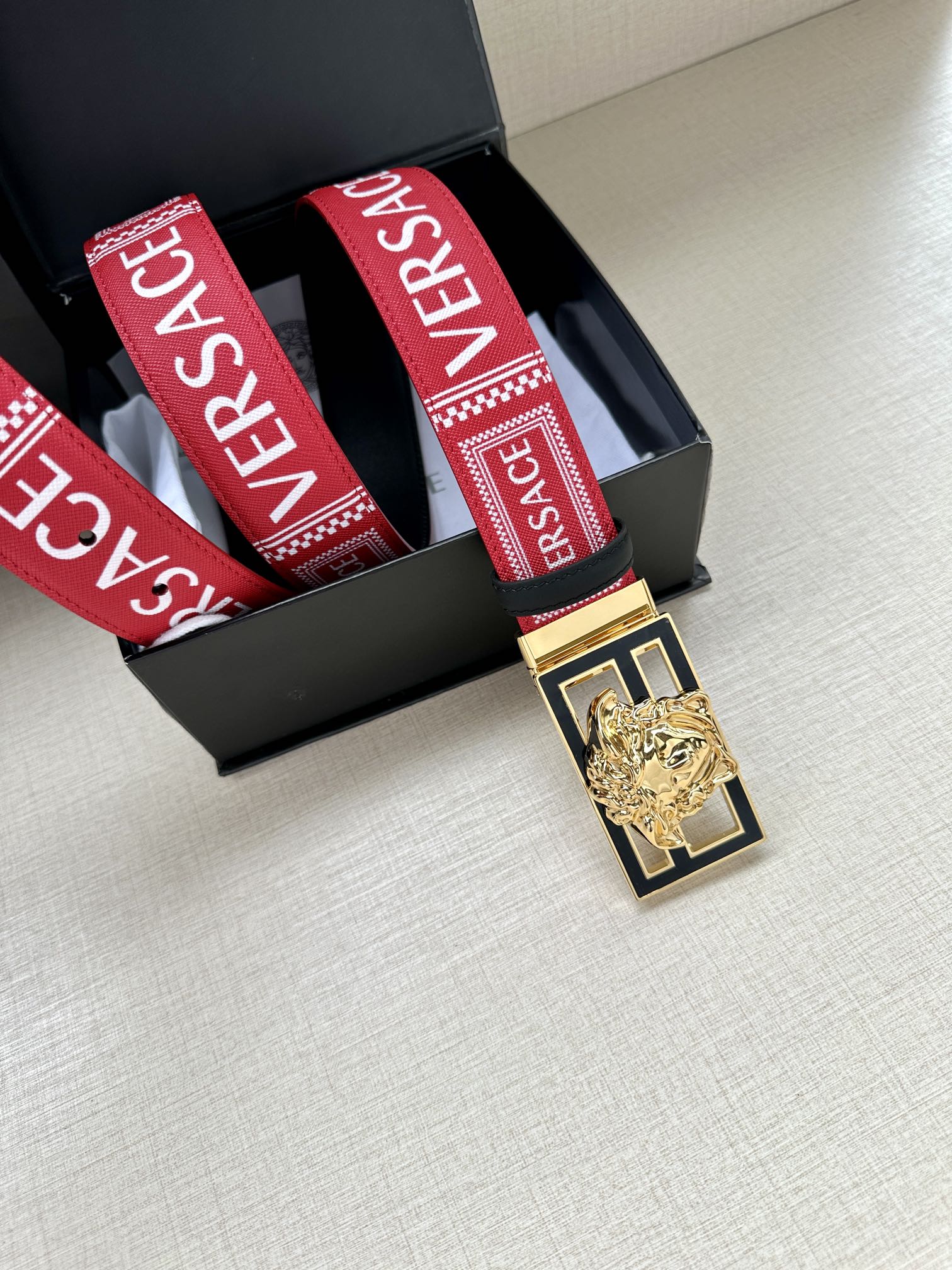 宽度3.8cmVERSACE/FEN