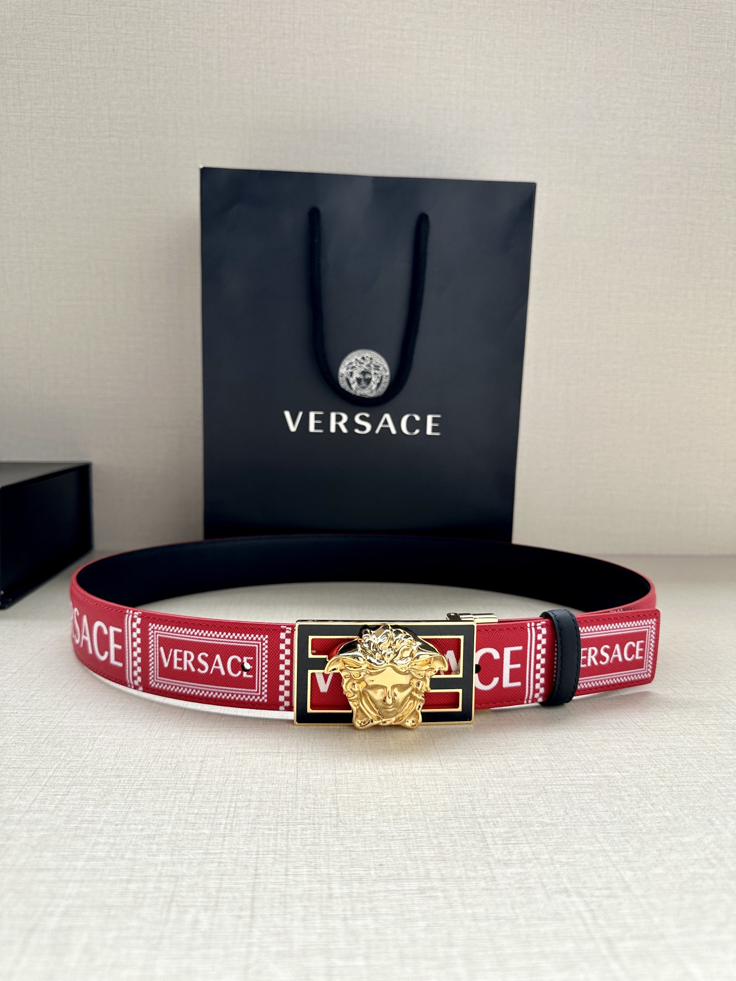 宽度3.8cmVERSACE/FEN