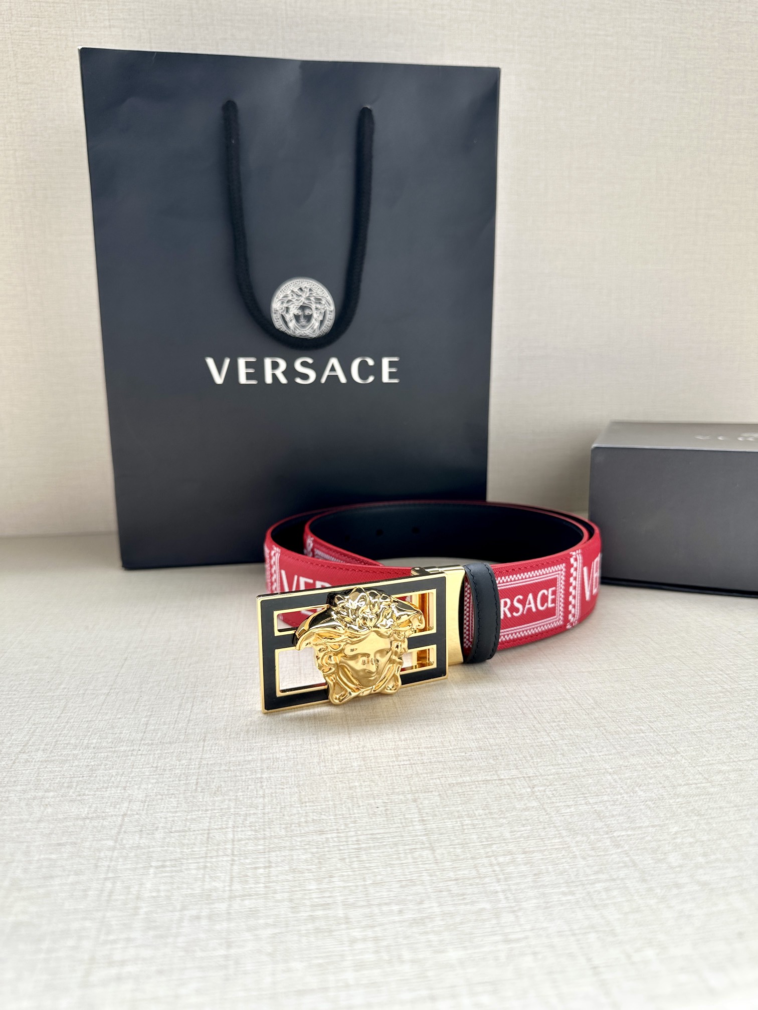 宽度3.8cmVERSACE/FEN