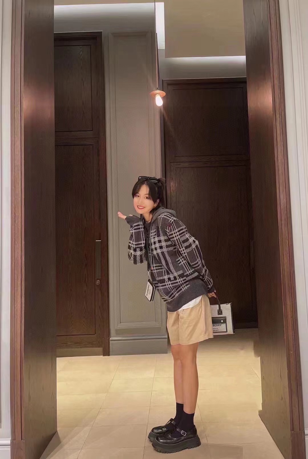 包包上身图