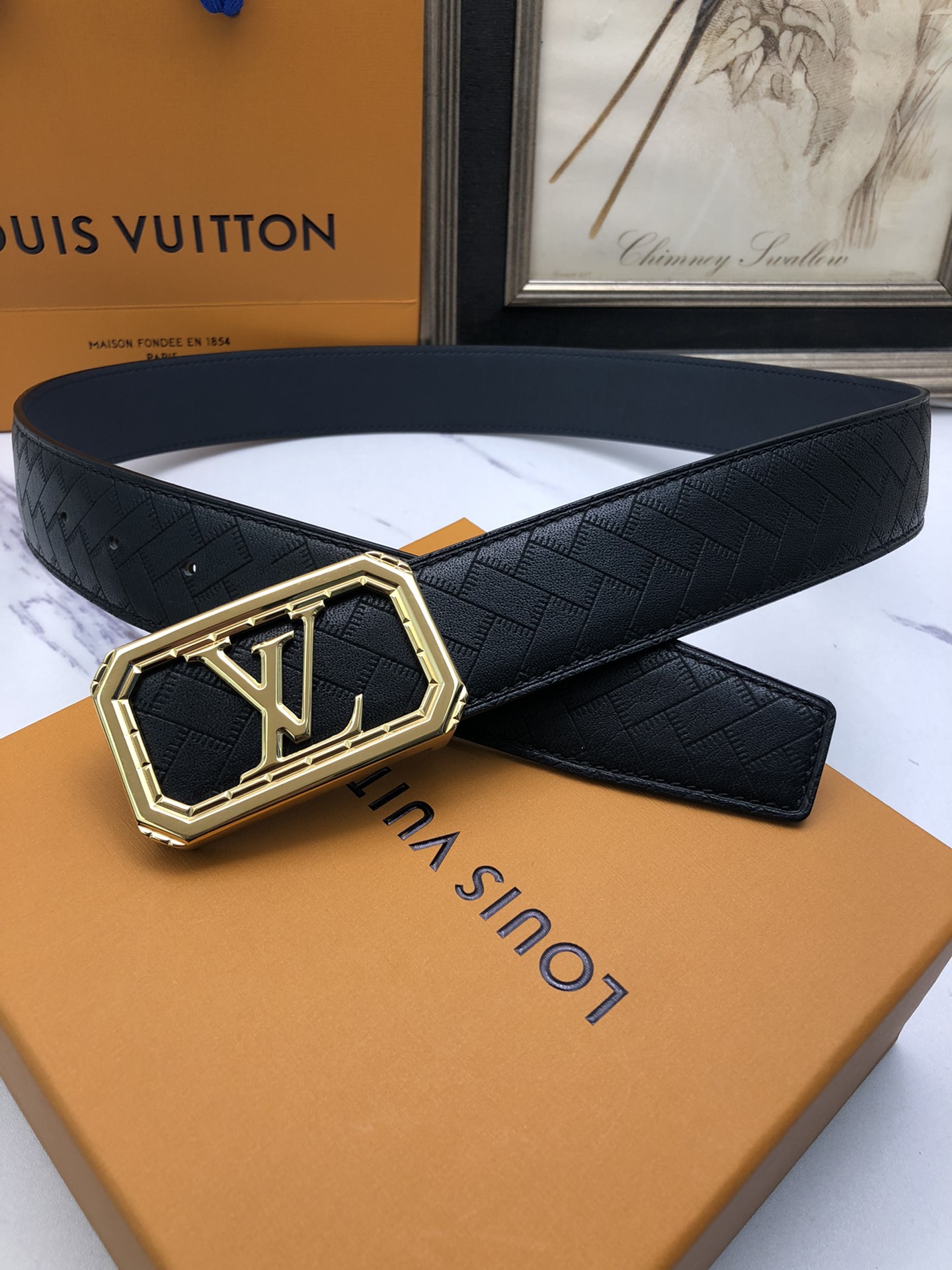 [LV Belts]