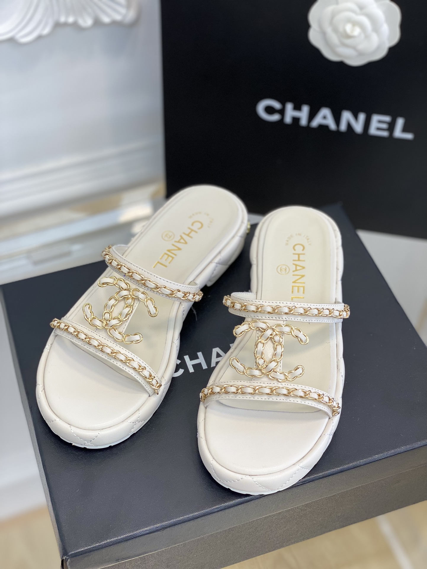 Chanel小香23c新品菱格链条️