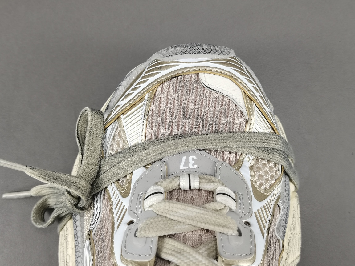 ¡Ventaja del canal, apoyo a la apertura de tiendas! [Versión de comercio exterior: Balenciaga] Medias pantuflas beige c…