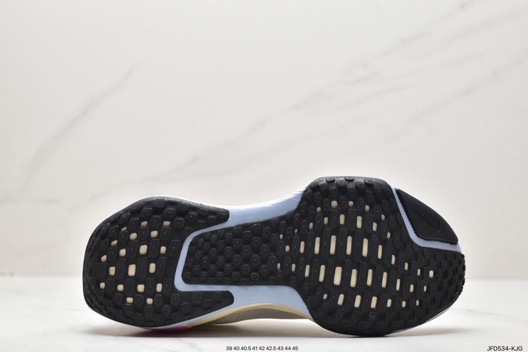 170 Nike ZoomX Invincible Run Fk 3 马拉松机能风格运动鞋 DR2615-001