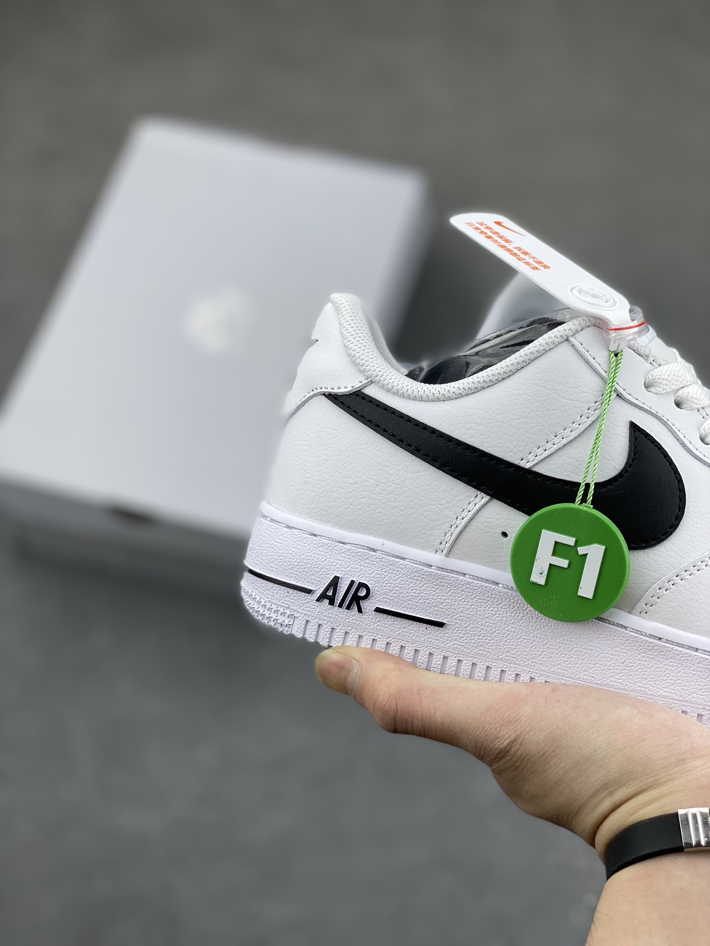 NK Air Force 1 Low '07: White/Black, Fashionable, Durable, and Comfortable 6 i1681673906 6722 4