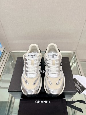 Chanel Flawless
 Shoes Sneakers Splicing Cowhide Fashion Sweatpants