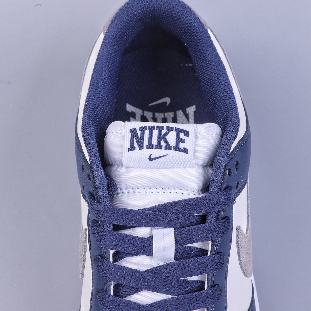 C NIKE DUNK SB LOW blue and white Dunk SB as the name suggests FD9749-400