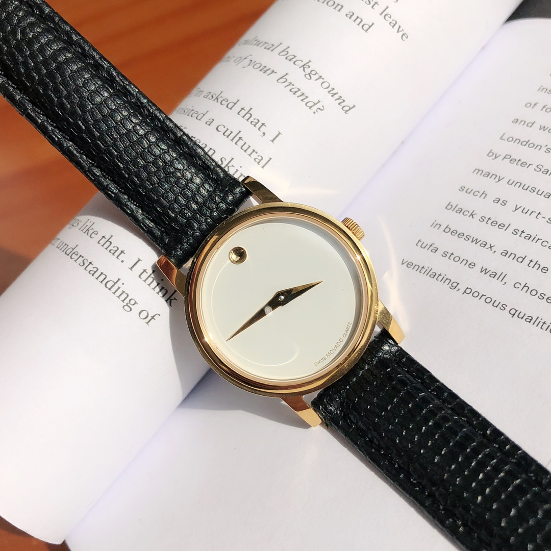 Часы Movado