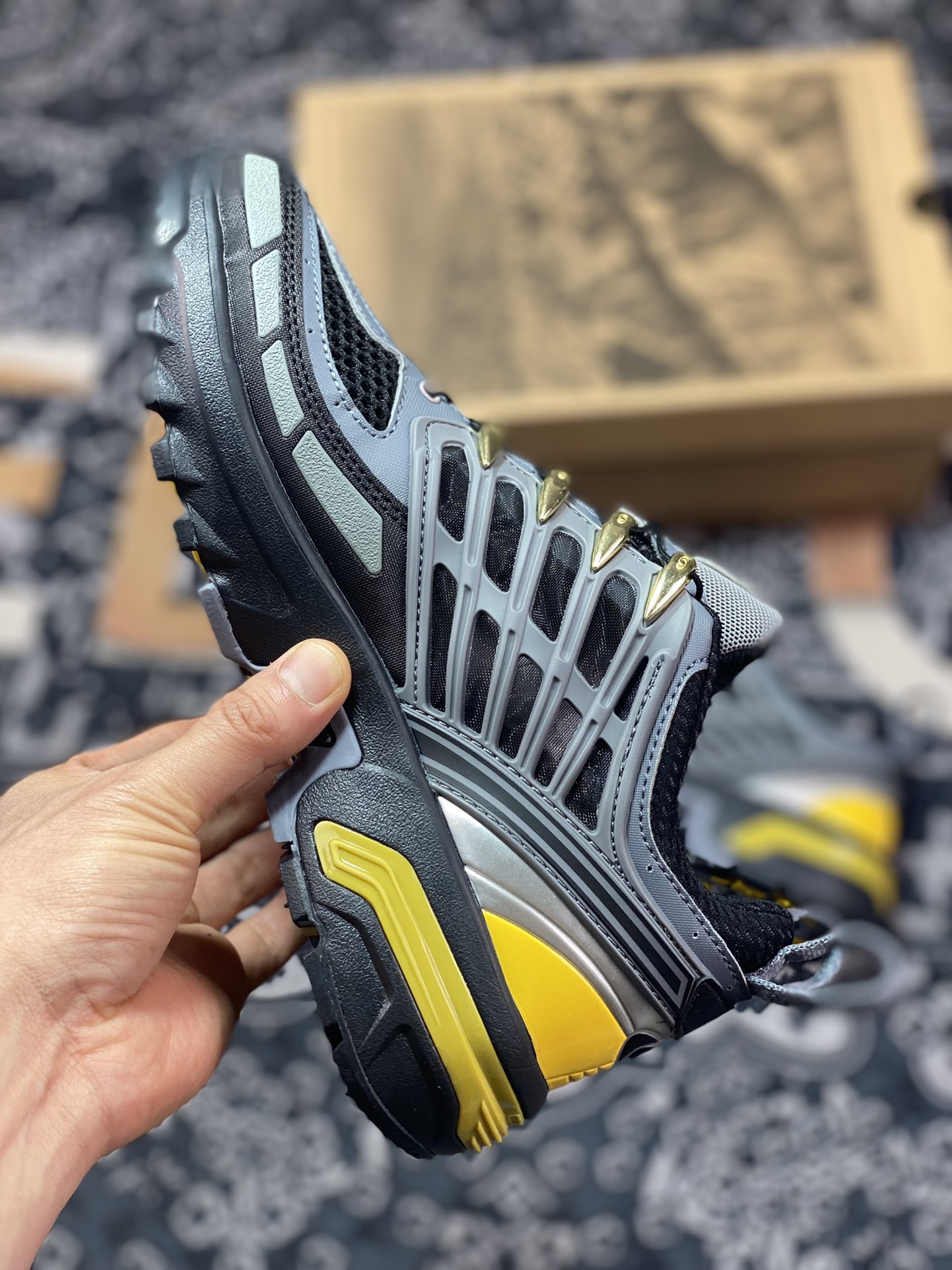 320 Salomon ACS Pro Advanced”Quit Shade/Black”先行系列低帮运动鞋“深灰黑金”416392