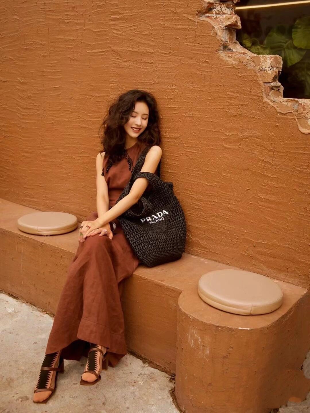 Prada Black is more versatile for daily use