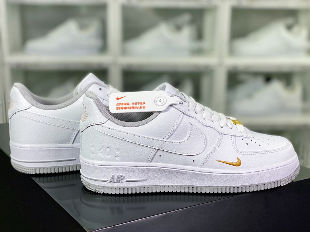 220 Air Force 1'07"40th Anniversary/White/Light Grey"空军一号板鞋“40周年版白浅灰金小钩”DD1225-002