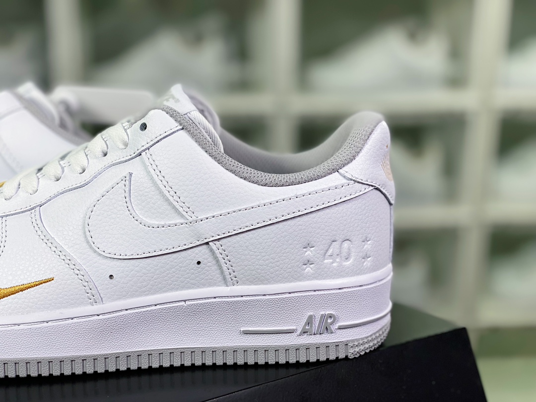 220 Air Force 1'07"40th Anniversary/White/Light Grey"空军一号板鞋“40周年版白浅灰金小钩”DD1225-002