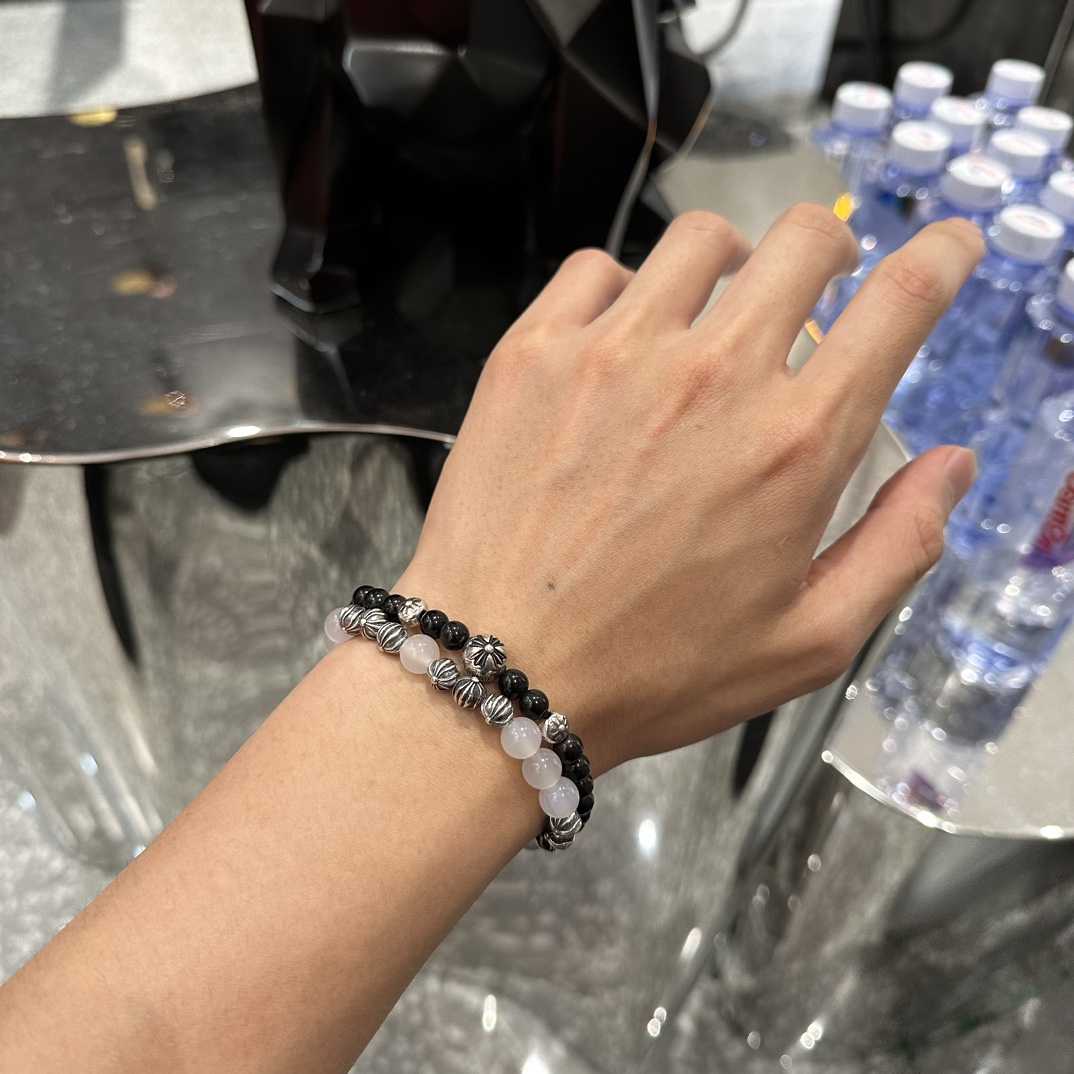 Silver bead bracelet