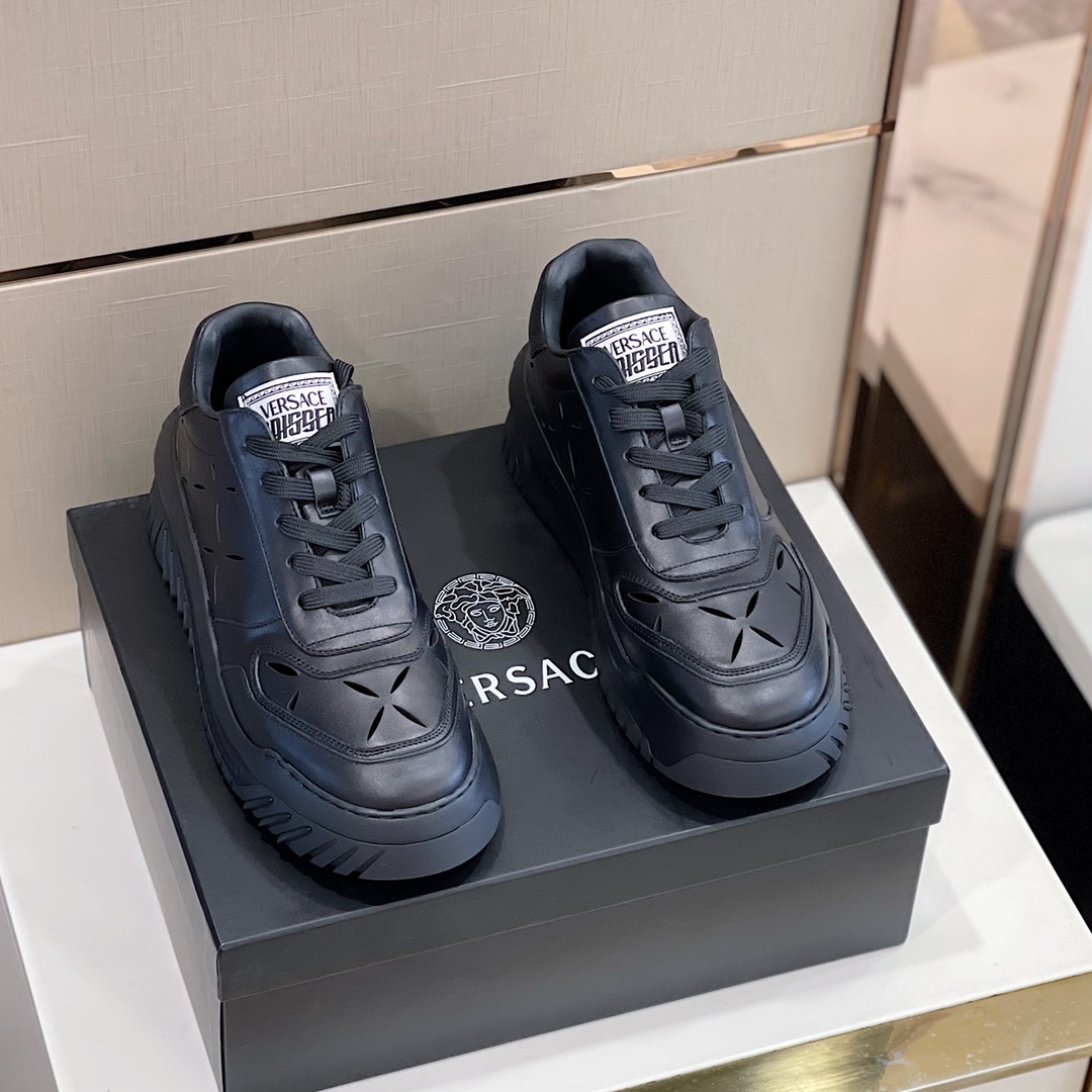 Zapatillas deportivas para hombre Odissea de Versac*VSC. Este estilo de zapatillas con cordones está lleno de…
