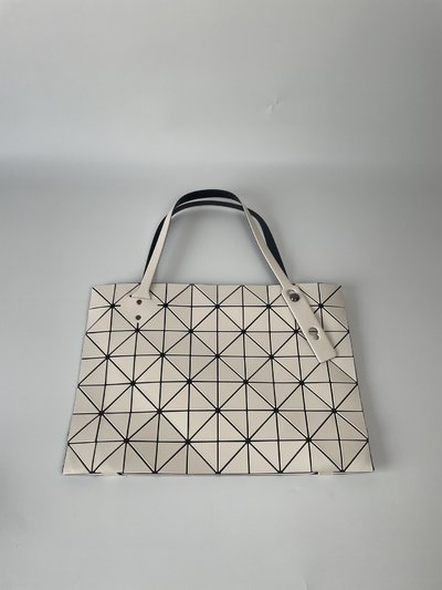 Issey Miyake Good Crossbody & Shoulder Bags Replica For Cheap Beige Black White Women Gold Hardware Casual