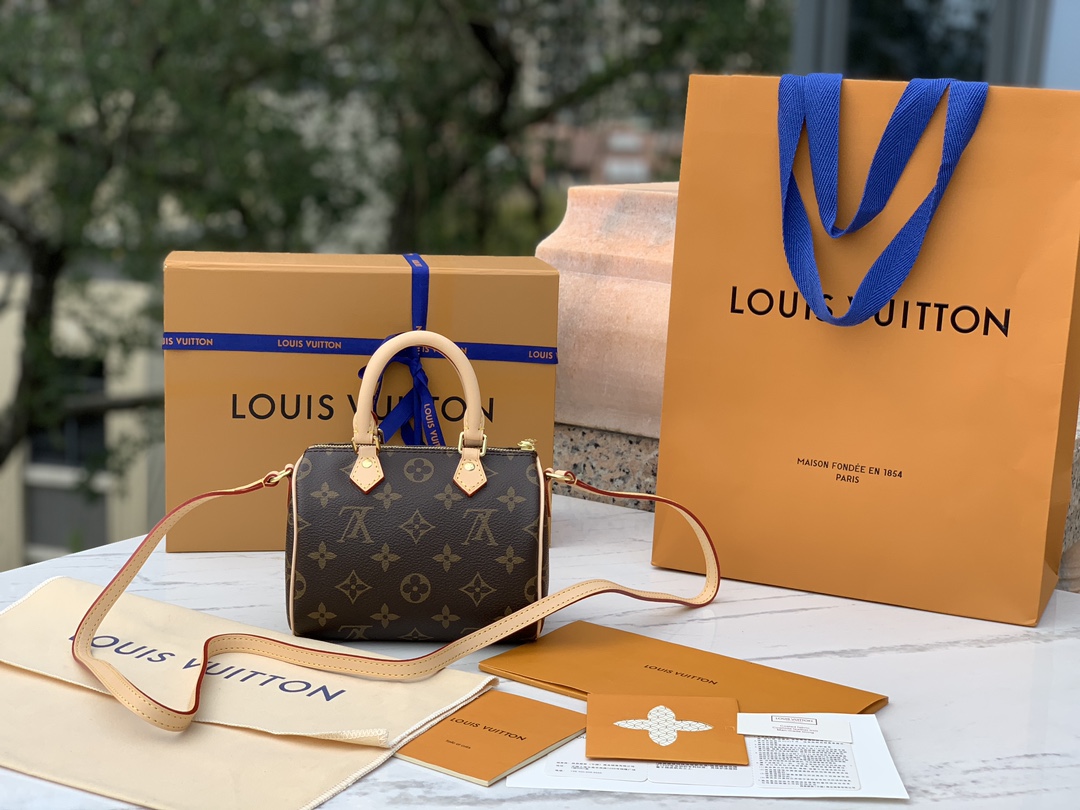 🌼 m61252尺寸16×12.5×10cm🇭🇰香港贸易公司渠道出货，这款Nano s🌼Peedy mi