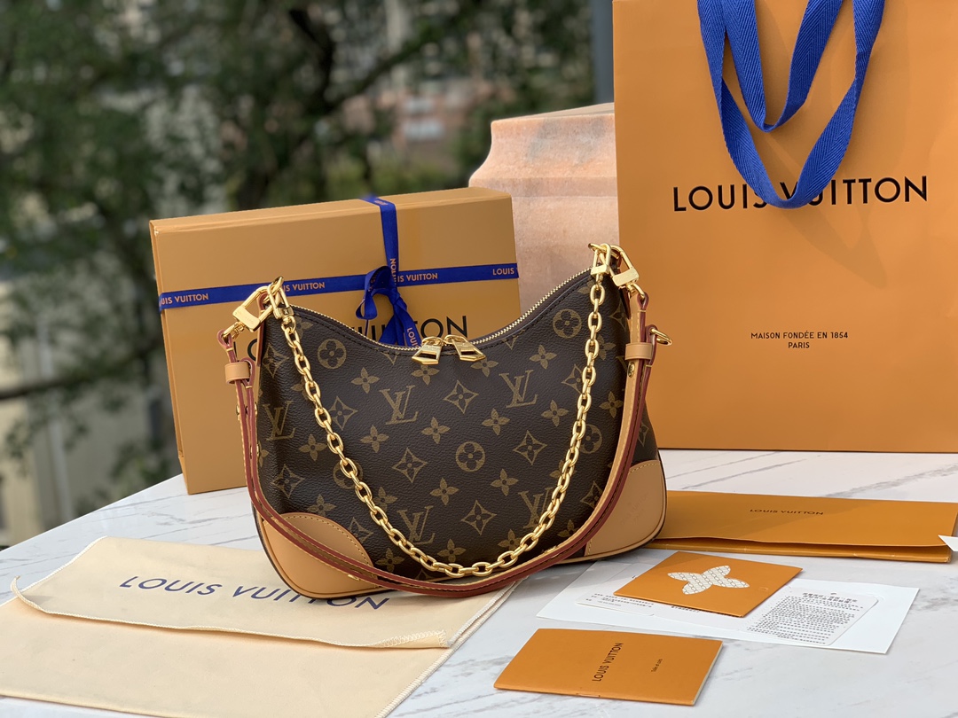 🌼 m45832尺寸：29 x 16 x 9.5 cm🇭🇰香港贸易公司订单！！2021ss——多功能的L